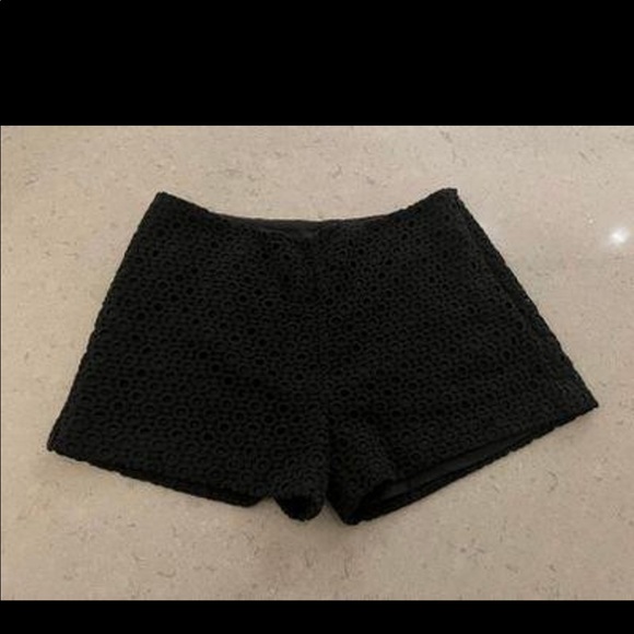 Banana Republic Black Shorts with Circle Pattern/Texture - Picture 5 of 8